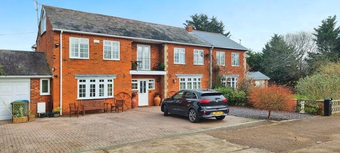 5 Bedroom House To Rent In Warfield, Bracknell, RG42