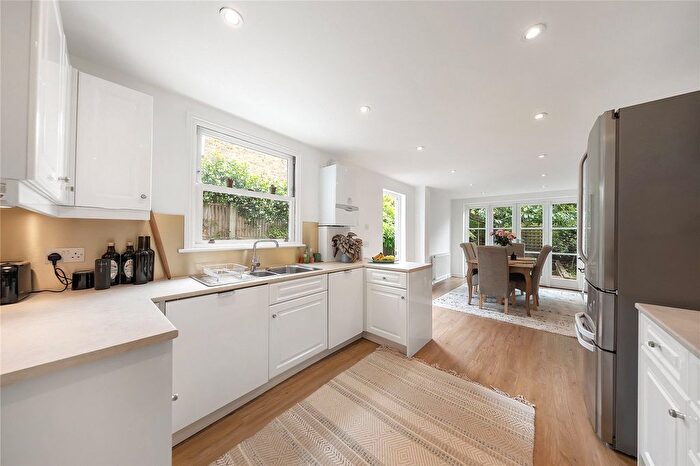 3 Bedroom Terraced House To Rent In Broughton Road, London, SW6