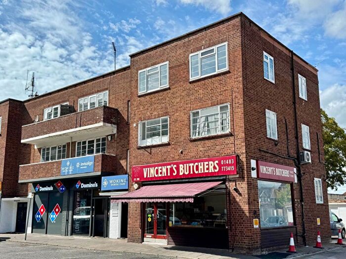 2 Bedroom Flat To Rent In Oriental Road, Woking, GU22