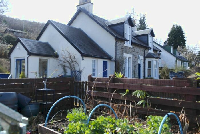 4 Bedroom Villa For Sale In Bay Villa Strachur Bay, Strachur, PA27