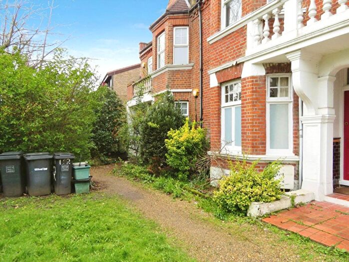 3 Bedroom End Of Terrace House To Rent In Lawrie Park Road, London, SE26