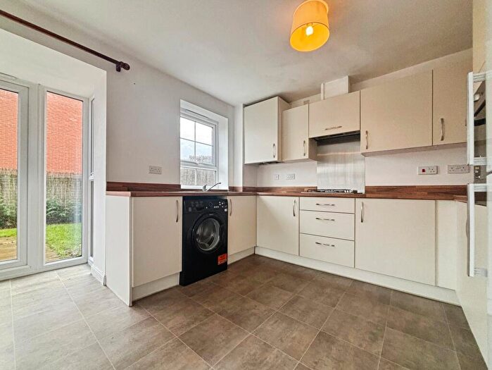 3 Bedroom Semi Detached House For Sale In Firfield Road, Blakelaw, Newcastle Upon Tyne, NE5