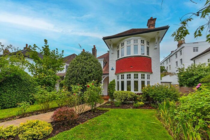4 Bedroom House To Rent In Holly Lodge Gardens, Highgate, London, N6