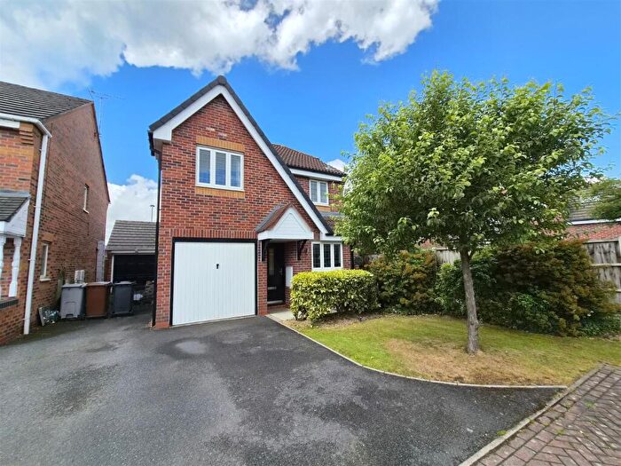 3 Bedroom Detached House For Sale In Cestria Close, Sandbach, CW11