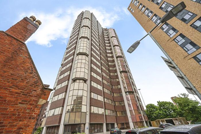 1 Bedroom Apartment For Sale In Hagley Road, Birmingham, B16