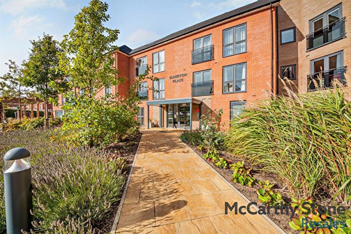 2 Bedroom Flat For Sale In Coquet Avenue, Whitley Bay, NE26