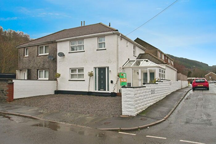 3 Bedroom Semi Detached House For Sale In Waun Avenue, Glyncorrwg, Port Talbot, SA13