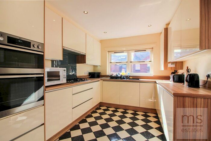 6 Bedroom Terraced House To Rent In Harrington Drive, Lenton, Nottingham, NG7