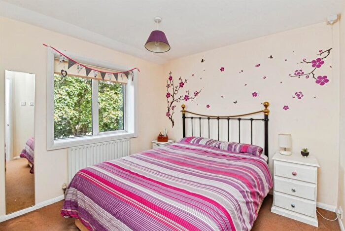 6 Bedroom Semi-Detached House For Sale In Victoria Park, Great Cheverell, Devizes, SN10