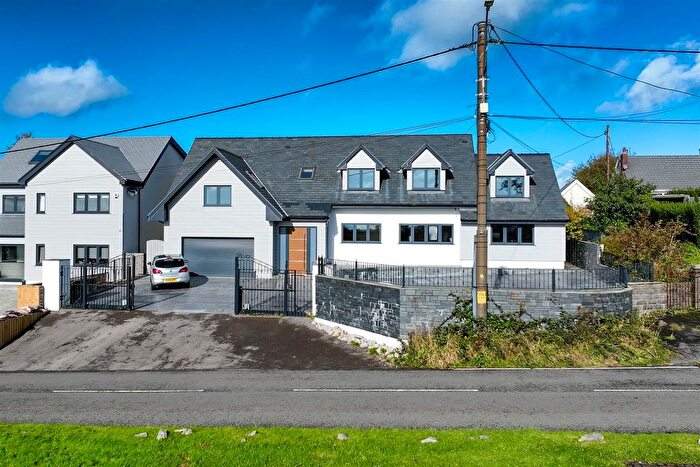 6 Bedroom Detached House For Sale In Joiners Road, Three Crosses, Swansea, SA4