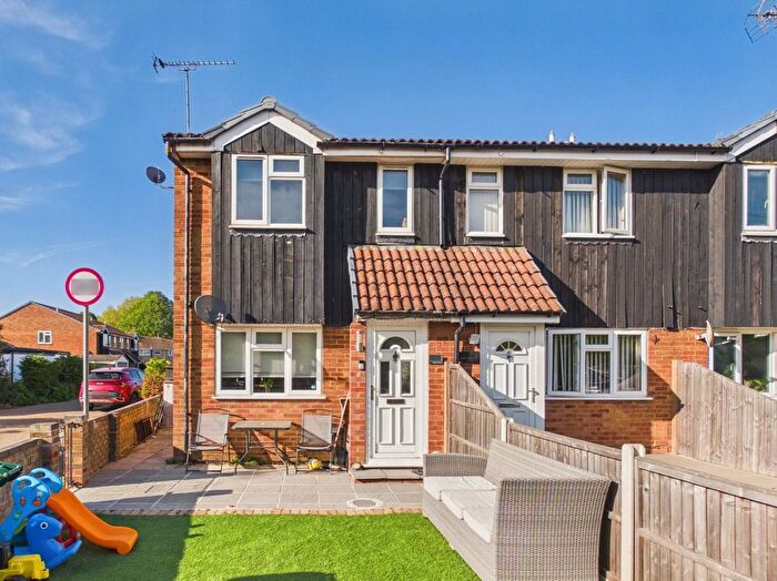 1 Bedroom End Of Terrace House For Sale In Pippins Court, Ashford, Surrey, TW15