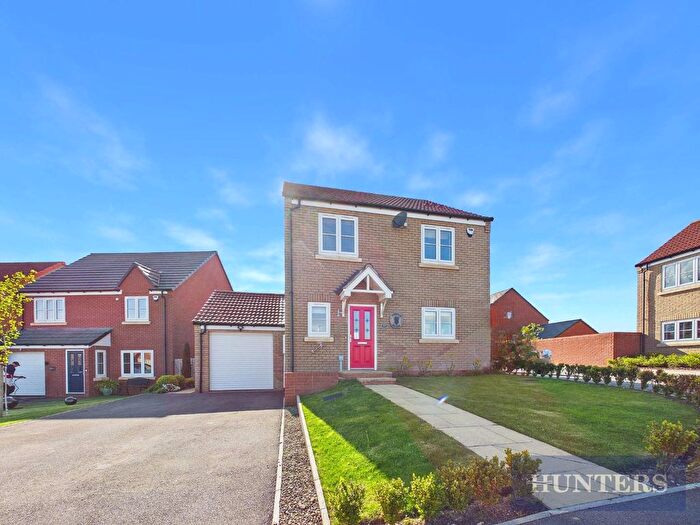 4 Bedroom Detached House For Sale In Campion Grove, Scarborough, YO11