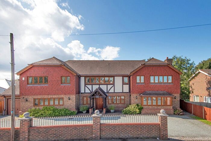 5 Bedroom Detached House For Sale In Church Road, Hartley, Kent, DA3