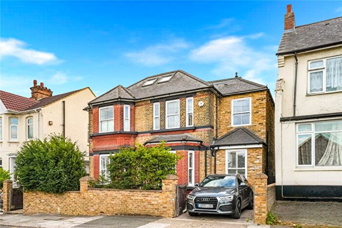2 Bedroom Apartment To Rent In Dagmar Avenue, Wembley, London, HA9