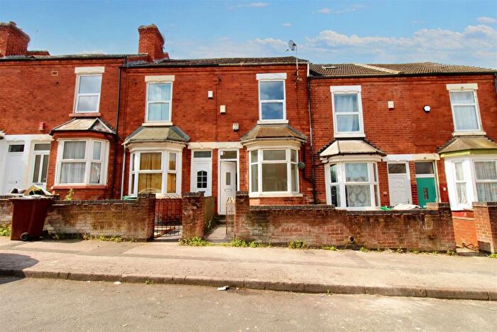3 Bedroom Terraced House To Rent In Cope Street, Nottingham, NG7