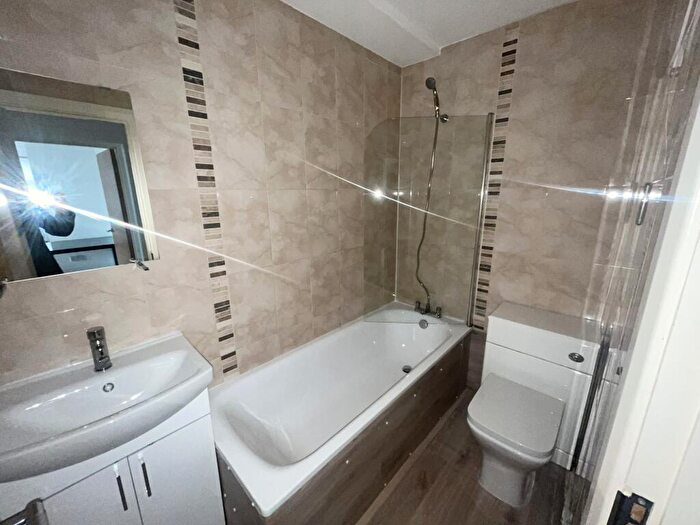 1 Bedroom Flat To Rent In Grosvenor House, Splott, CF24