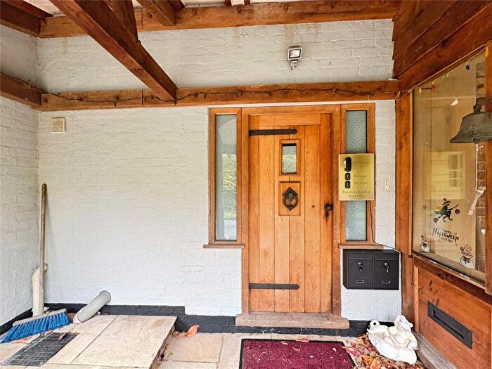 Studio To Rent In Welton Lane, Daventry, Northamptonshire, NN11