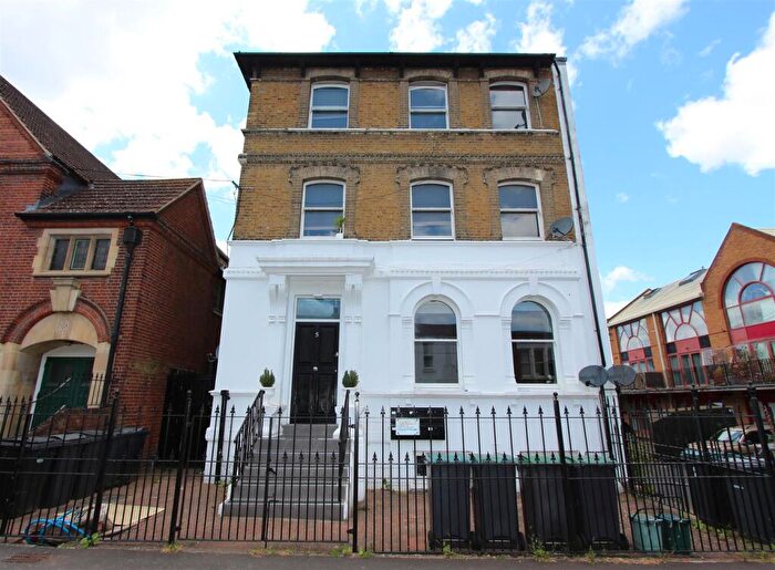 Flat To Rent In The Campsbourne, Hornsey, N8
