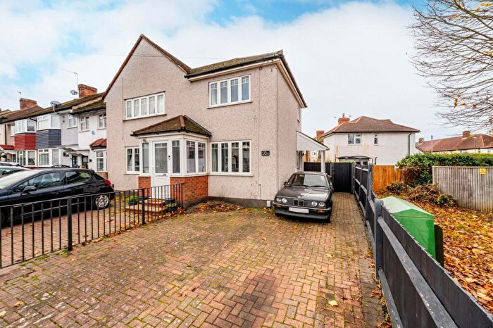 1 Bedroom End Of Terrace House To Rent In Browning Avenue, Worcester Park, KT4