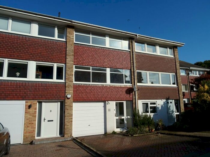 3 Bedroom Town House To Rent In West Woodside, Bexley, DA5