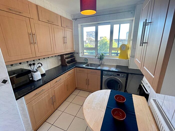 4 Bedroom Flat To Rent In Cumberland Market, Euston, Camden, Ucl/Uclh, Regents Park, Warren Street, London, NW1