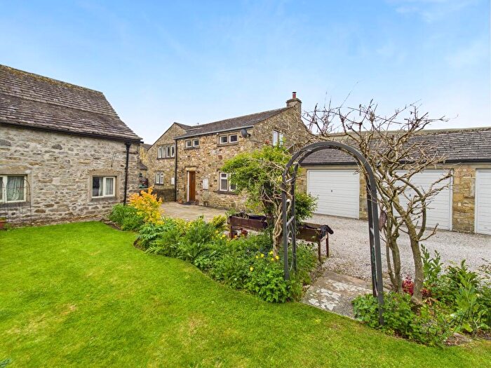 3 Bedroom Cottage To Rent In Cam Lodge Lane, Kettlewell, Skipton, BD23