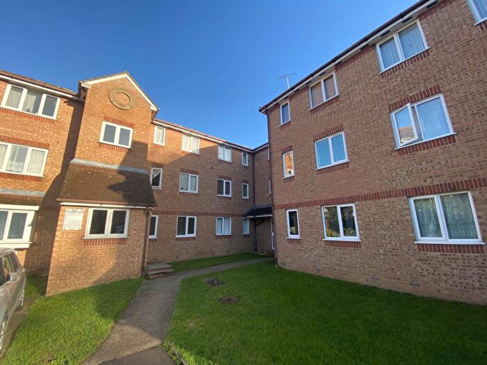 1 Bedroom Flat To Rent In Scottwell Drive, London, NW9