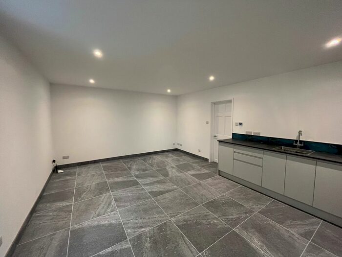 Studio To Rent In South Coast Road, Peacehaven, BN10