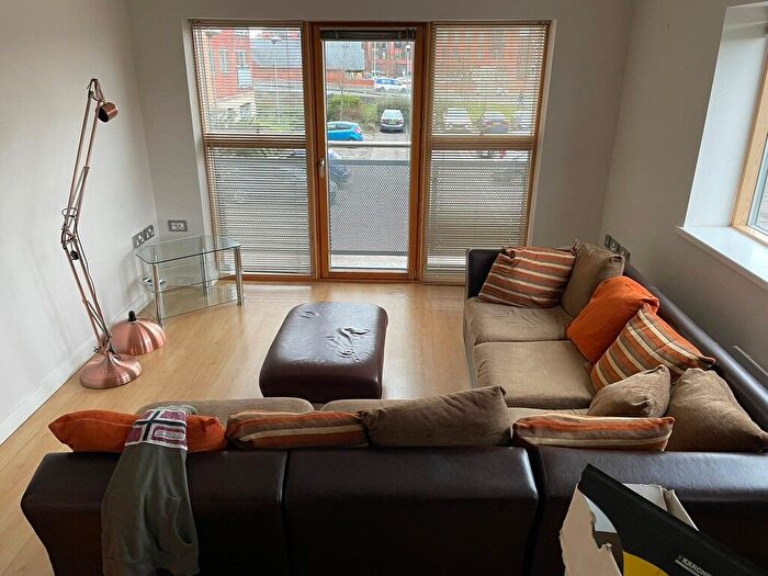 2 Bedroom Flat To Rent In Waterside Way, Wakefield, WF1