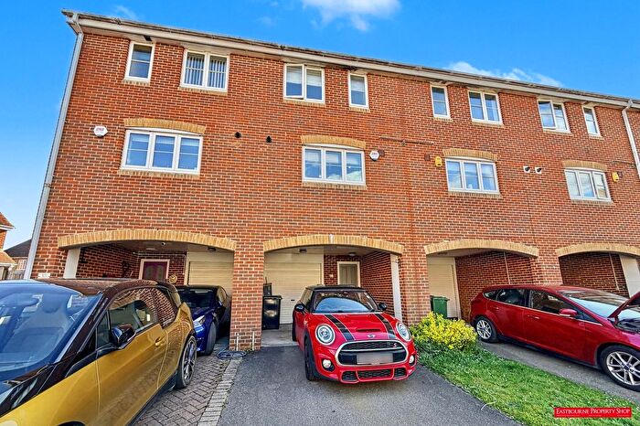 3 Bedroom Town House For Sale In Phoenix Drive, Eastbourne, BN23