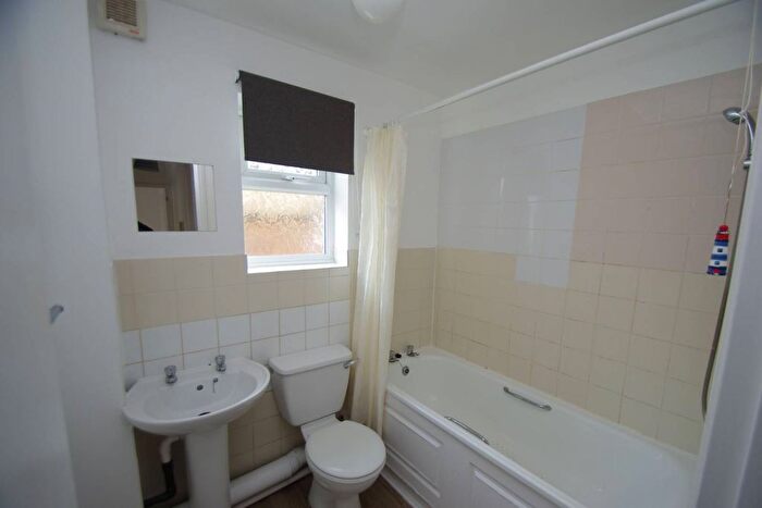 Studio To Rent In Fontwell Court, Harrow, HA2