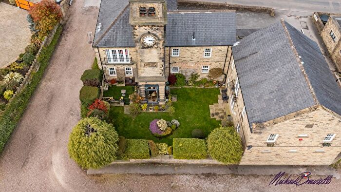2 Bedroom Flat For Sale In Village Street, Norwood Green, Halifax, HX3