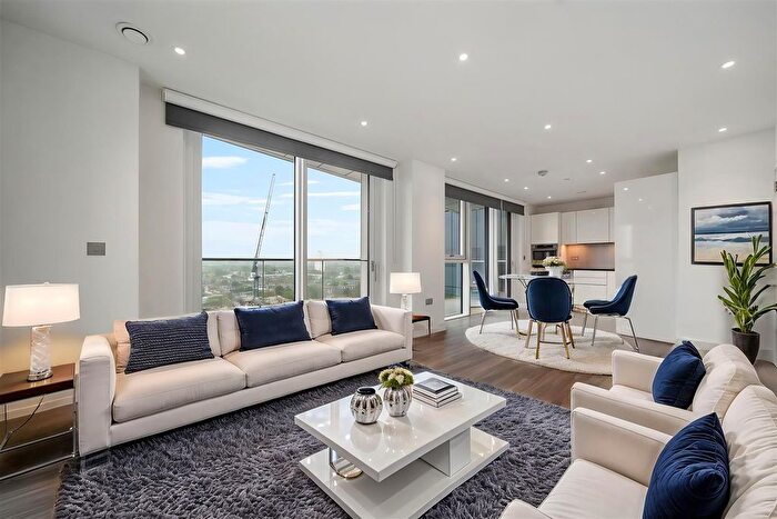 2 Bedroom Flat To Rent In Hebden Place, Nine Elms, SW8