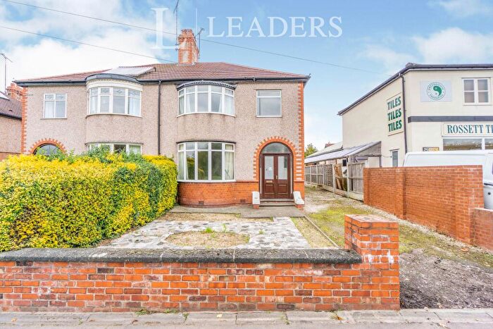 4 Bedroom Semi-Detached House To Rent In Parkgate Road, Chester, CH1