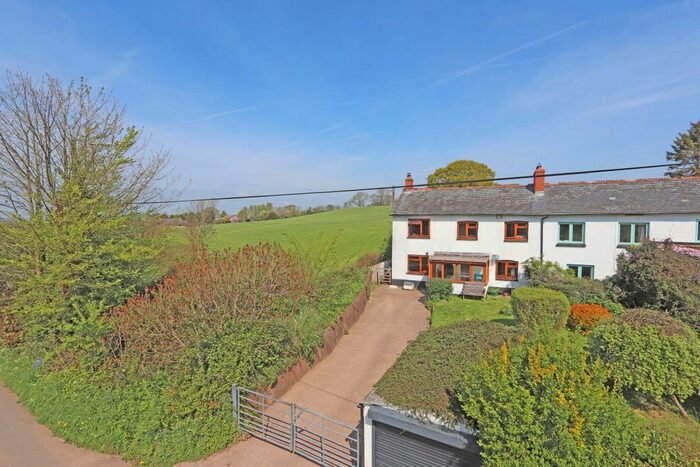 3 Bedroom Cottage For Sale In Sainthill, Kentisbeare, Cullompton, EX15