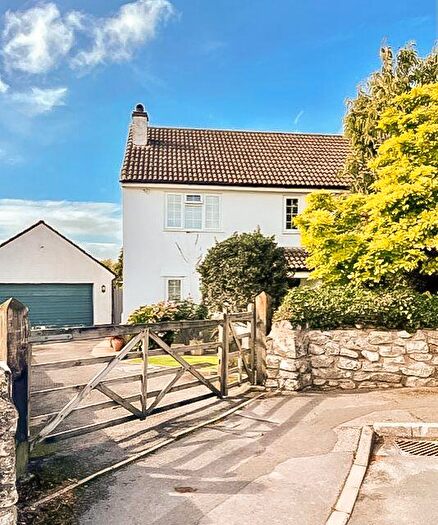 4 Bedroom Detached House For Sale In Orchard Close, Felton, BS40