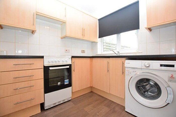 1 Bedroom Flat To Rent In Tollgate Court, Sheffield, S3