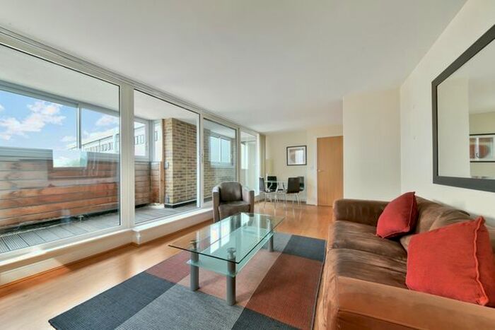 1 Bedroom Flat To Rent In Axis Court, Tempus Wharf, East Lane, Bermondsey, London, SE16