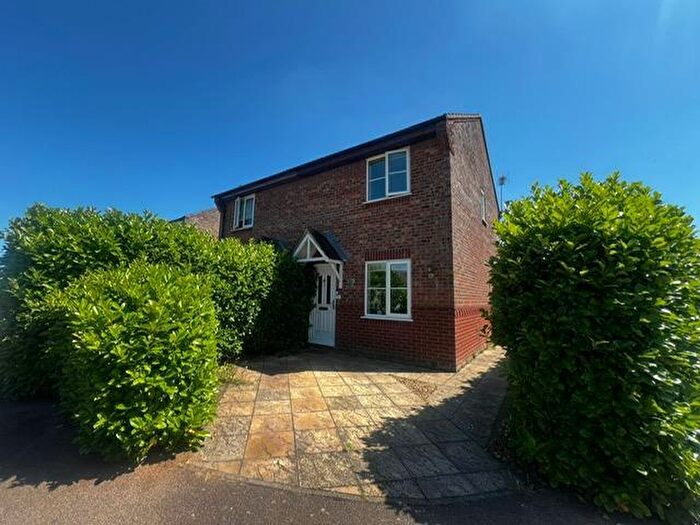 2 Bedroom House To Rent In Brooks Drive, Scarning, Dereham, NR19