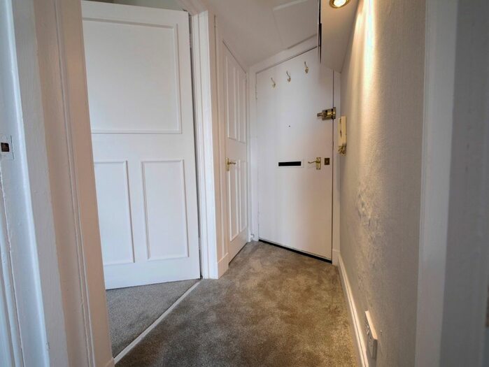 1 Bedroom Flat To Rent In Caledonian Crescent, Dalry, Edinburgh, EH11