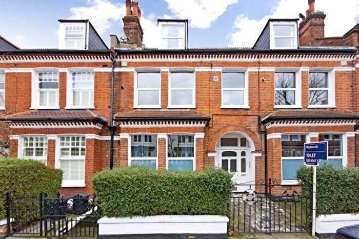 2 Bedroom Flat To Rent In Manville Road, Balham, SW17