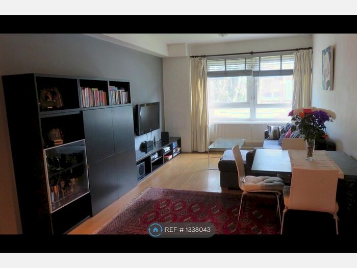 2 Bedroom Flat To Rent In Wingham, London, NW5