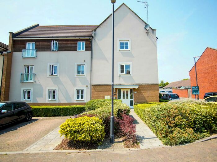 2 Bedroom Flat To Rent In Inkerman Close, Horfield, Bristol, BS7