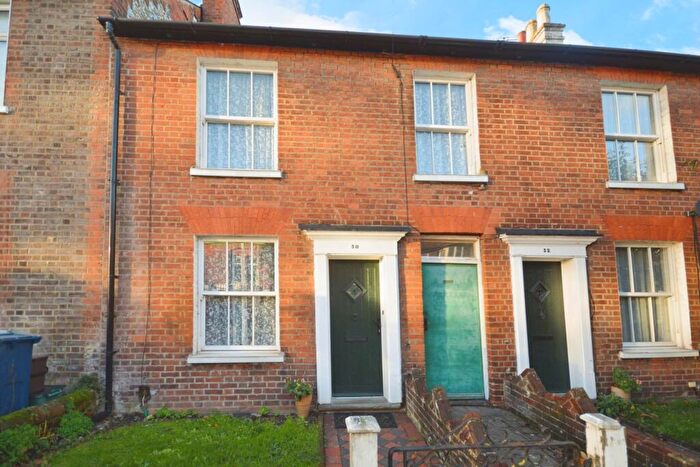 2 Bedroom Cottage To Rent In Broad Street, Chesham, HP5