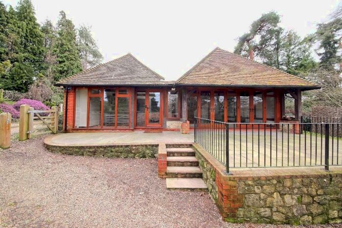 4 Bedroom Barn Conversion To Rent In Old Soar Road, Plaxtol, Sevenoaks, TN15