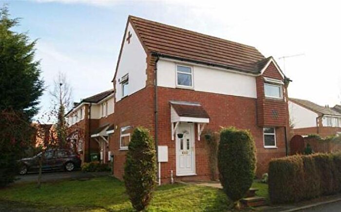 2 Bedroom Semi-Detached House To Rent In Pytchley Close, DE56