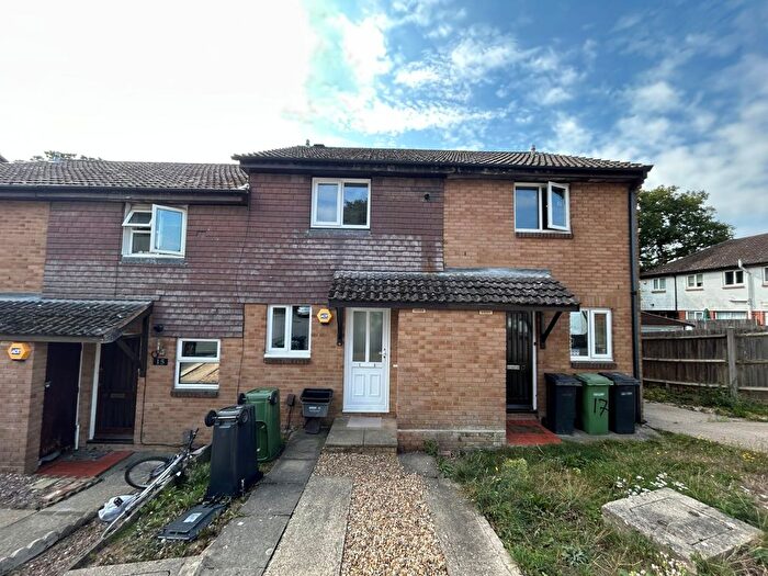 2 Bedroom Terraced House To Rent In Humber Gardens, Bursledon, Southampton, Hampshire, SO31