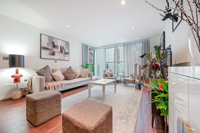 2 Bedroom Apartment To Rent In The Oxygen, Royal Victoria, London, E16