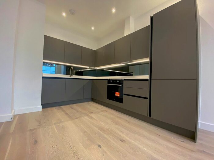 1 Bedroom Flat To Rent In Stonehills, Welwyn Garden City, AL8