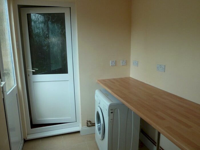 3 Bedroom Terraced House To Rent In Canterbury Way, Stevenage, SG1